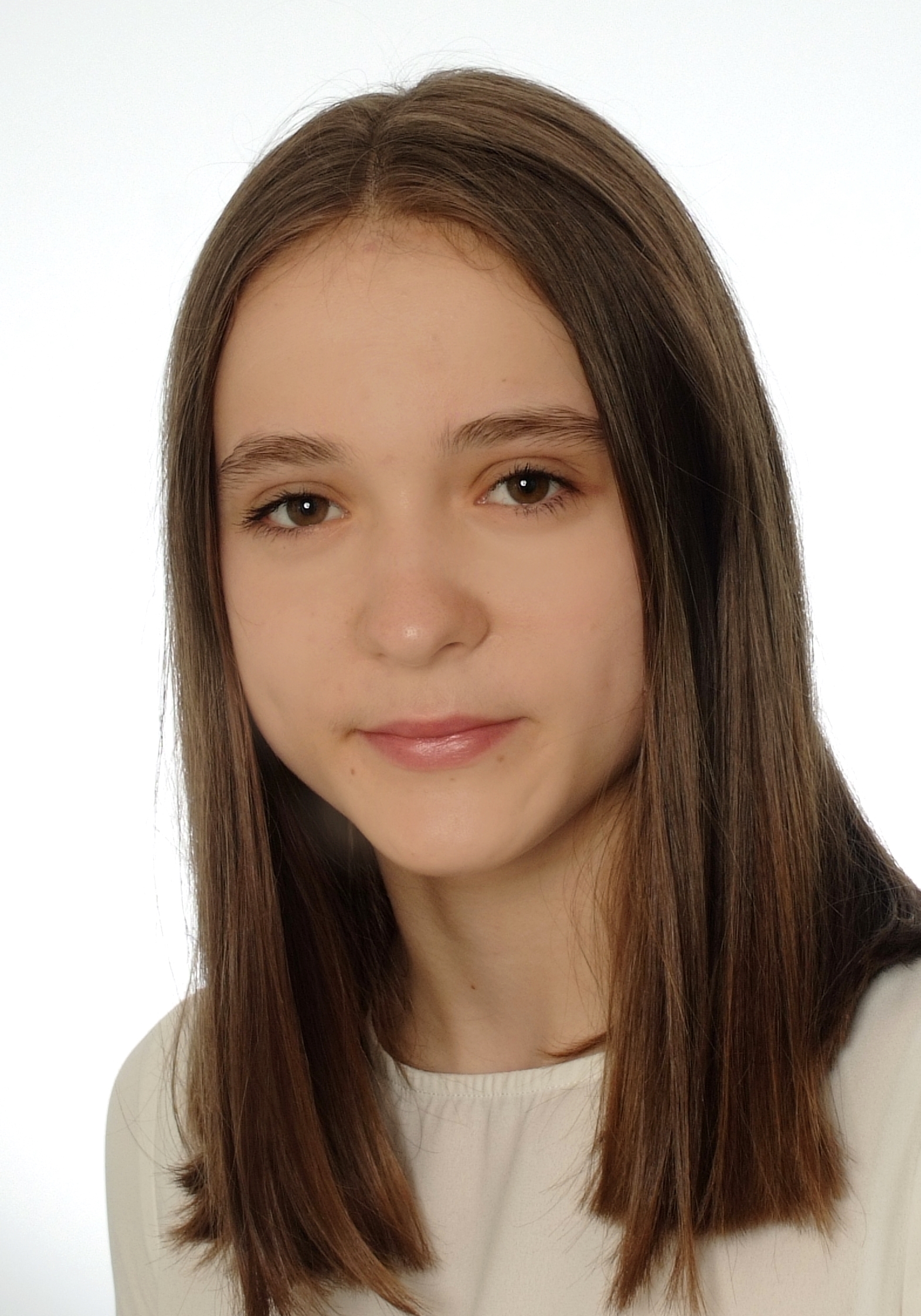 Antonina Pietuch.jpg (1.59 MB)